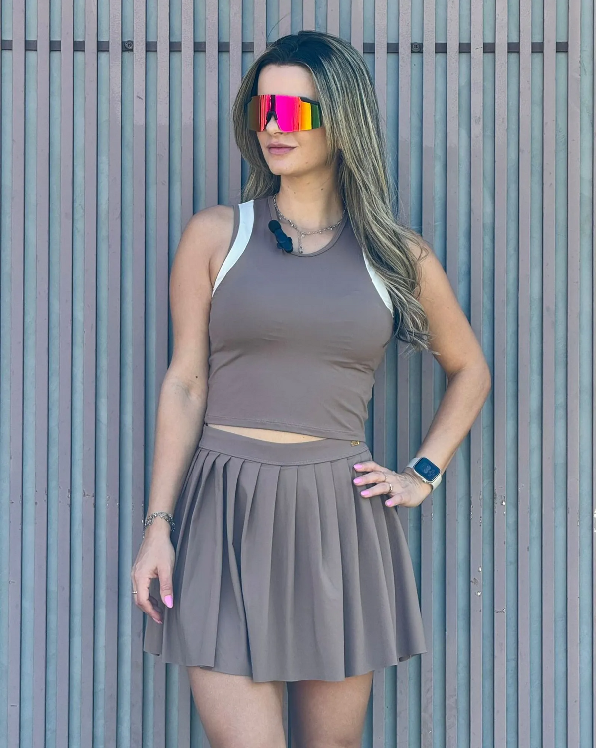Conjunto Pregueado Maya Cáqui