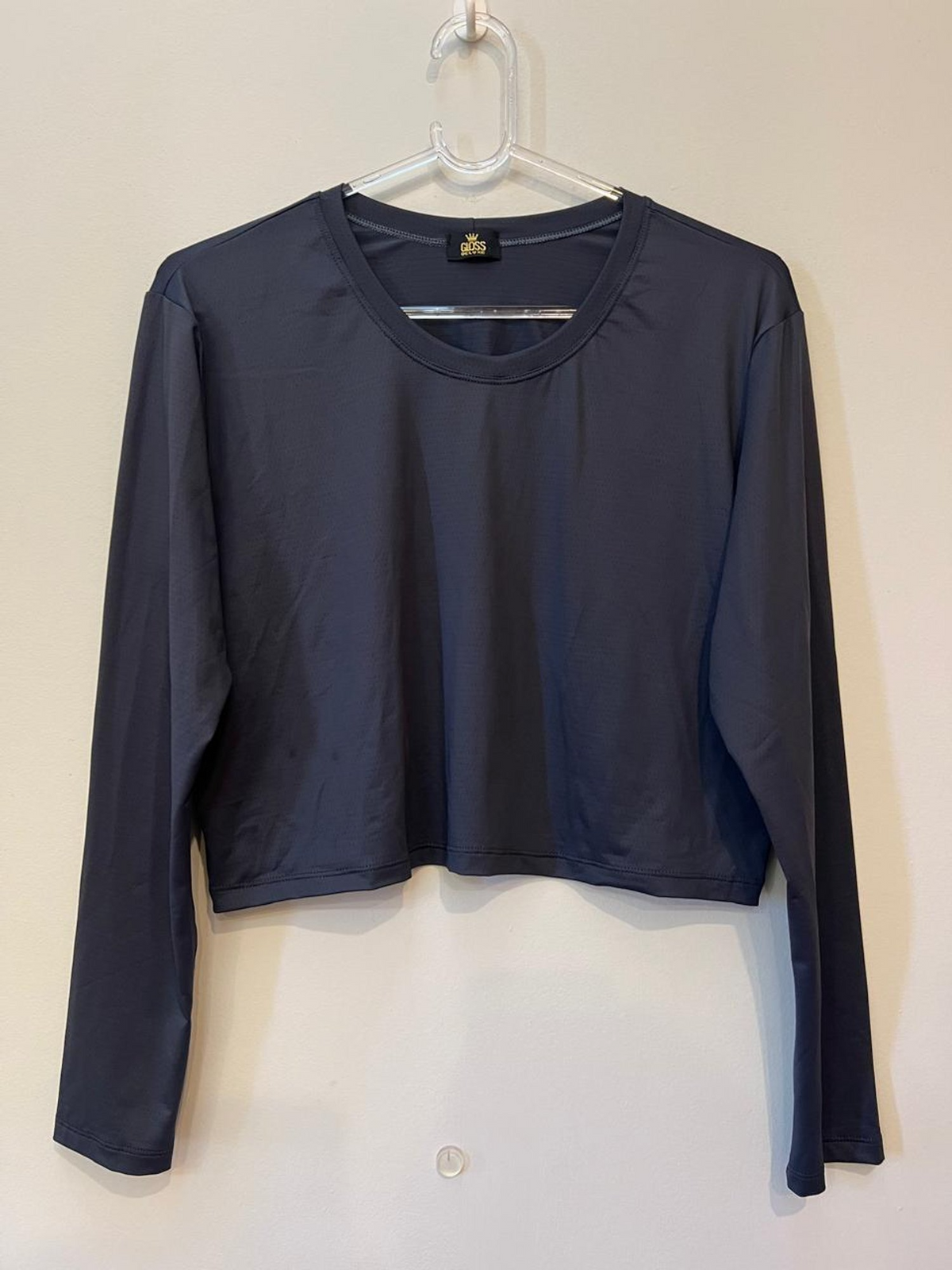 Blusa Manga Longa Cropped Alongada Chumbo