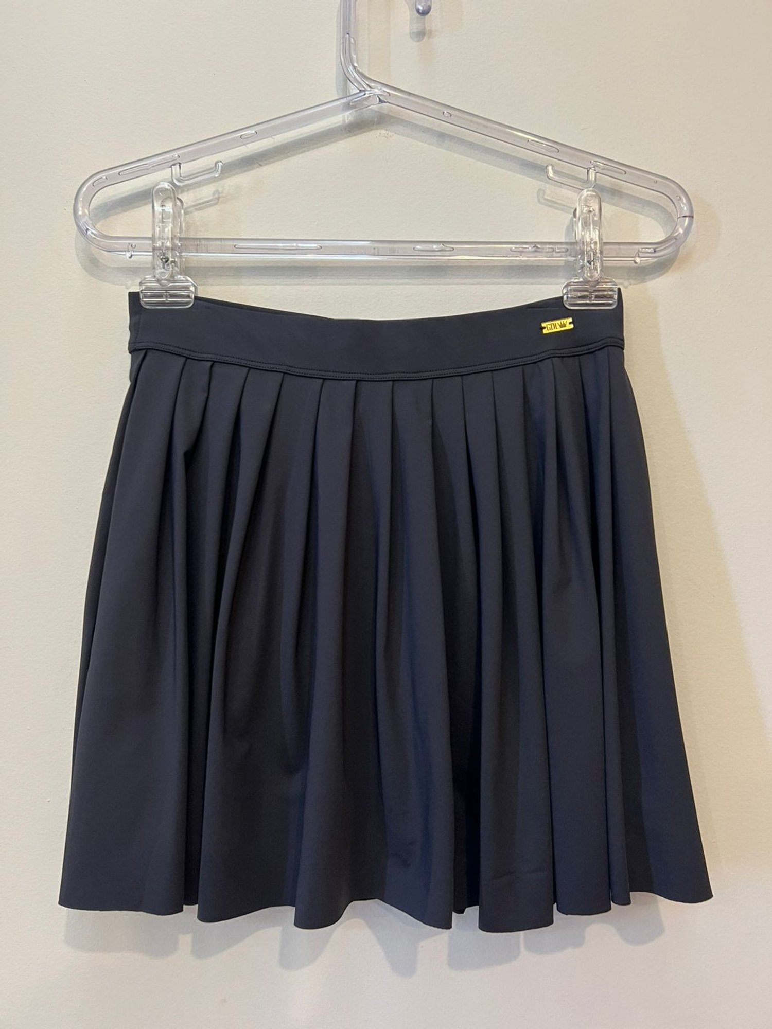 Short-saia de Pregas Avulso Preto